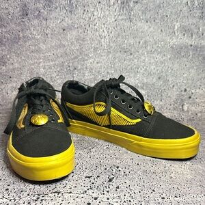 Vans x Harry Potter Old Skool • Black & Gold • Limited Edition • Size 6.5 M/8 W